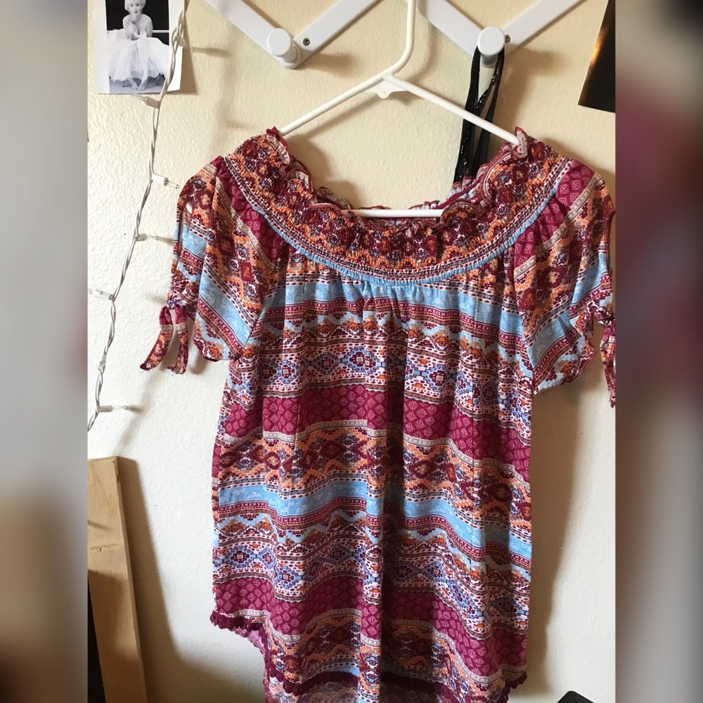 Cute maroon color shirt with patterns (worn once)
